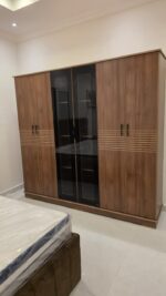 ⁦غرفة نوم كاملة لفردين⁩ - الصورة ⁦3⁩